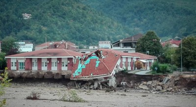 Δύο νεκρούς και μεγάλες καταστροφές άφησε πίσω του το κύμα κακοκαιρίας «Ιανός» - Οι 5 παράγοντες που συνέβαλαν στην καταστροφή στη Θεσσαλία