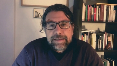 Αρχισυντάκτης των New York Times πέθανε από καρδιακό, μία ημέρα μετά την 3η δόση με Moderna