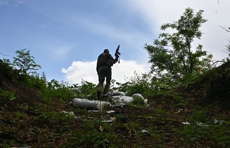 Συγκλονίζει ο Ουκρανός στρατιώτης που εκτέλεσε τον διοικητή του: Δεν ήθελα να πεθάνω - Με είχε για κρέας, δεν μου έδινε ούτε νερό