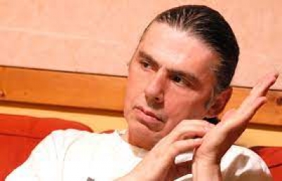 Έφυγε από τη ζωή o Σταύρος Λογαρίδης - Υπήρξε μέλος της θρυλικής μπάντας Poll