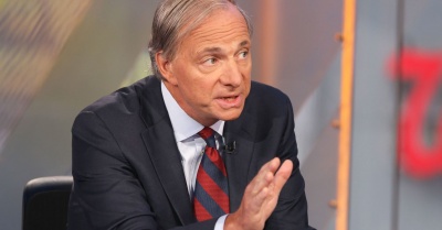 Dalio (Bridgewater): Ο καπιταλισμός απαρνιέται το «αμερικανικό όνειρο»