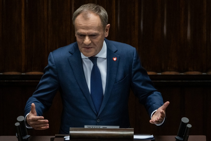 Ενθουσιασμός Tusk (Πολωνία) για τη δέσμευση Macron… για πυρηνικά όπλα στην Ευρώπη