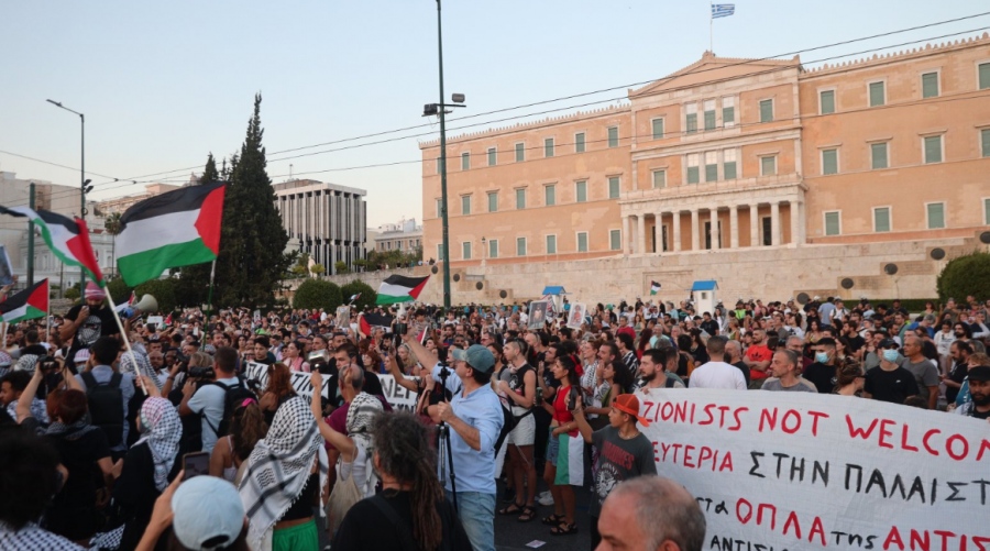 «Να μπει τέλος στη Γενοκτονία στη Γάζα» φώναξαν χιλιάδες διαδηλωτές σε όλη την Ελλάδα