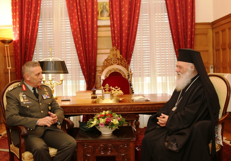 Συνάντηση Αρχηγού ΓΕΕΘΑ  με τον Αρχιεπίσκοπο Ιερώνυμο