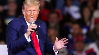 Νέα αιχμηρή παρέμβαση Trump: «Η Ρωσία θα είχε τελειώσει τον πόλεμο σε μία ημέρα... αν δεν είχε ακούσει αυτόν τον ανόητο στρατηγό»