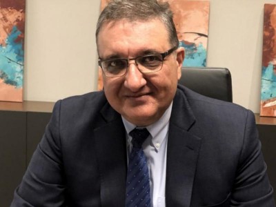 Νέα έκκληση Εξαδάκτυλου (ΠΙΣ) στους γιατρούς: Είναι ώρα όλοι να στηρίξουμε τους συνανθρώπους μας