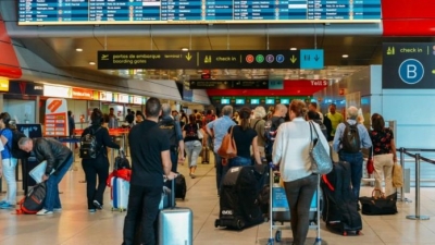 Τι επιβραδύνει την ανάκαμψη στα ευρωπαϊκά αεροπορικά ταξίδια
