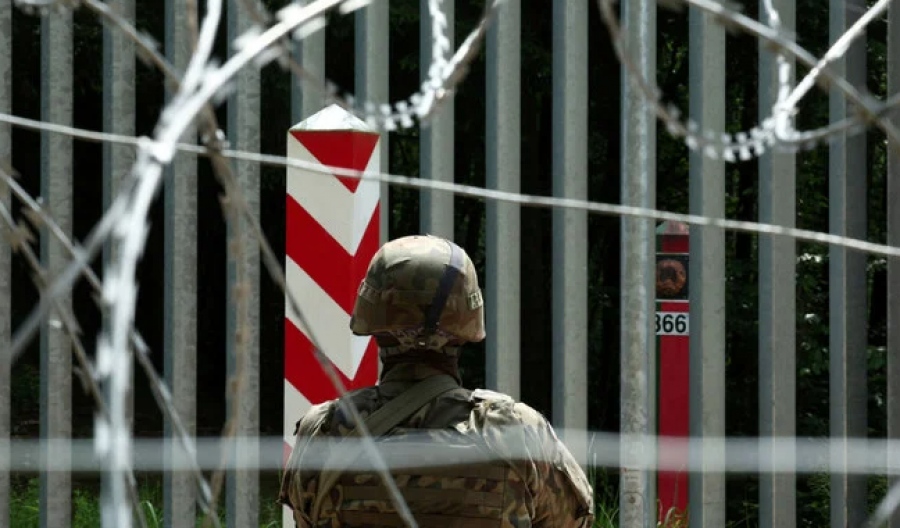 Η Ευρώπη σε πόλεμο: Η Πολωνία ετοιμάζει γραμμή άμυνας και κτίζει καταφύγια σε Κεντρική Ευρώπη και Βαλτική