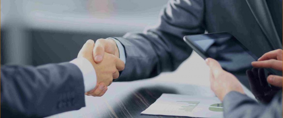 Η επιχειρηματική συμφωνία του Δεκαπενταύγουστου