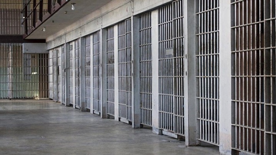 Άμεση αποσυμφόρηση των φυλακών ζητούν οι δικηγόροι