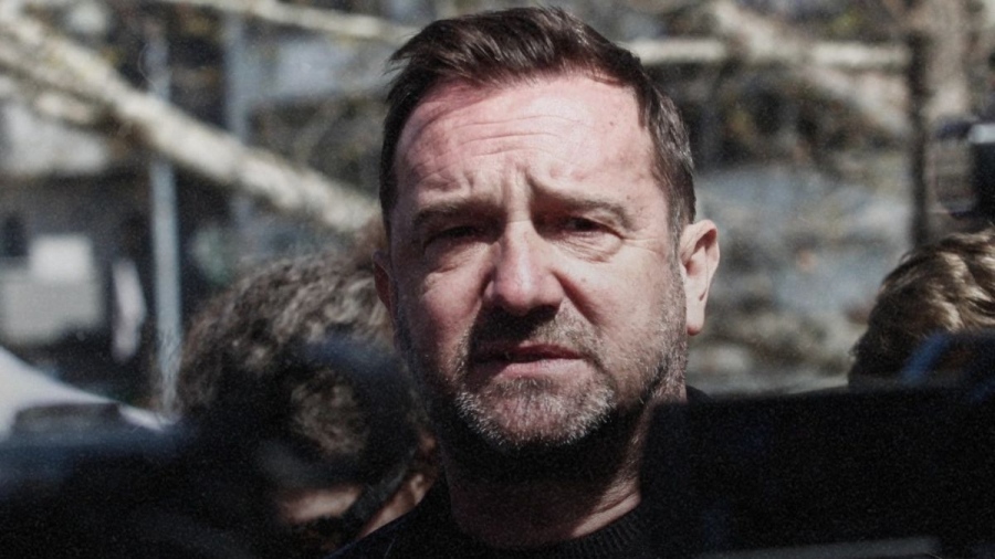 Οργή του Νίκου Πλακιά για τη χριστουγεννιάτικη κάρτα της Hellenic Train: Αρρωστημένη συμπεριφορά, απόλυτη χυδαιότητα