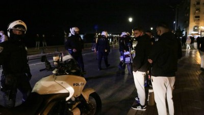 Συγκέντρωση στο Σύνταγμα ενάντια στο lockown – 14 προσαγωγές από την αστυνομία