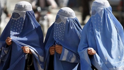 Αφγανιστάν: Μετά τα πανεπιστήμια οι Ταλιμπάν απαγορεύουν στις γυναίκες να εργάζονται σε ΜΚΟ