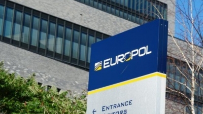 Η Europol προειδοποιεί ότι αυξάνεται η «απειλή» της ακροδεξιάς βίας σε όλον τον κόσμο