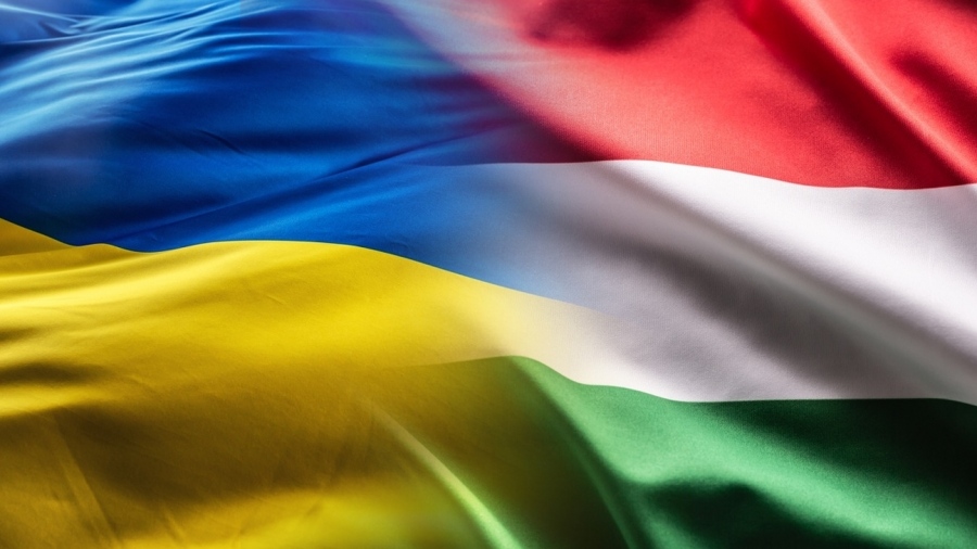 Αλλεπάλληλα τα χτυπήματα... Η Ουγγαρία μονιμοποιεί τις απαγορεύσεις στα σιτηρά από Ουκρανία