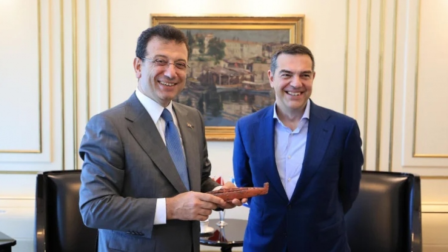 Στην Κωνσταντινούπολη ο Αλέξης Τσίπρας - Η τιμητική πρόσκληση στο Global Relations Forum