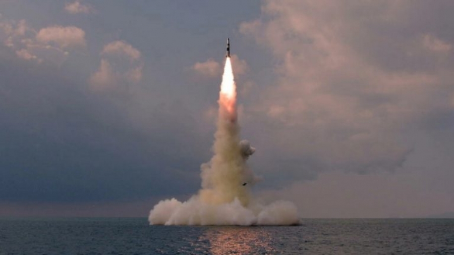Βόρεια Κορέα: Γιατί σκληραίνει τη στάση του ο Kim και εκτόξευσε 7ο πύραυλο σε ένα μήνα