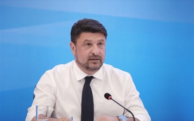 Χαρδαλιάς: Υποχρεωτική από αύριο 29/7 η χρήση μάσκας σε ΔΕΚΟ, τράπεζες, φούρνους, κομμωτήρια