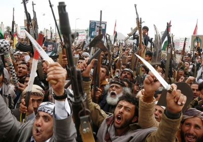 Μπαίνουν στον πόλεμοι Houthi – ‘Έτοιμοι να κλείσουν το Στενό Bab al - Mandab