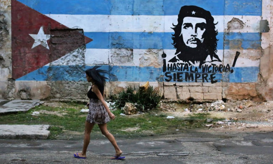 Κούβα: Αφαιρείται από το Σύνταγμα ο στόχος οικοδόμησης «κομμουνιστικής κοινωνίας»