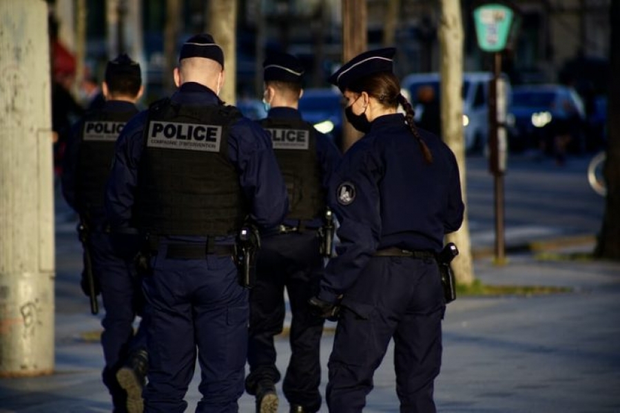 Πρωτοφανές σκάνδαλο συγκλονίζει τη Γαλλία – Δικαστής εξέδιδε την 12χρονη κόρη του