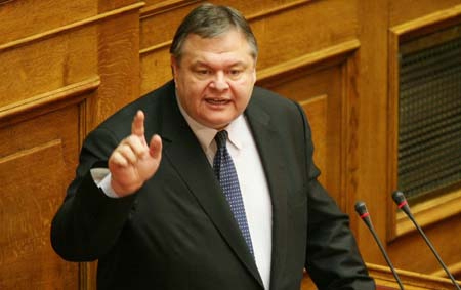 Βενιζέλος για έξοδο από τα μνημόνια: Προσοχή στις νέες, πιο επικίνδυνες «ψευδαισθήσεις»