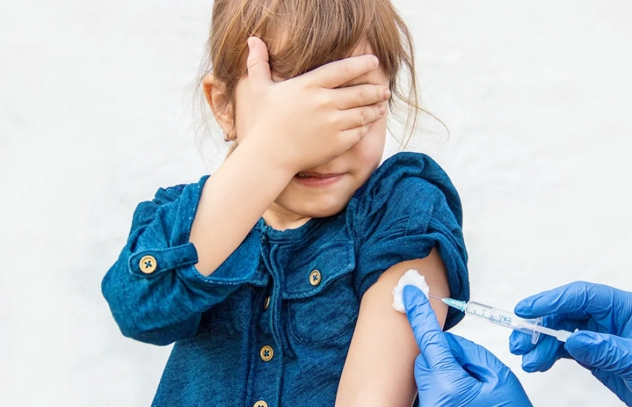 Έρευνα σοκ του CDC: Περισσότερα από 13.000 παιδιά είχαν παρενέργειες μετά το εμβόλιο για τον COVID19