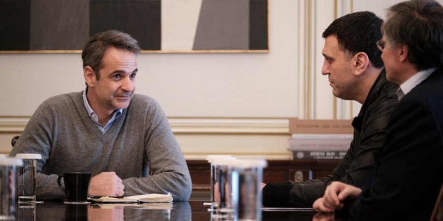 Αγωνία στην κυβέρνηση για να μην υπάρξει εφησυχασμός και να κερδηθεί ο πόλεμος με τον κορωνοϊό