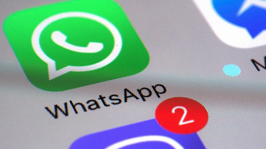 «Chat Control 2.0» - Η ΕΕ επαναφέρει από την πίσω πόρτα τα «οργουελικά» σχέδια για μαζική παρακολούθηση των επικοινωνιών