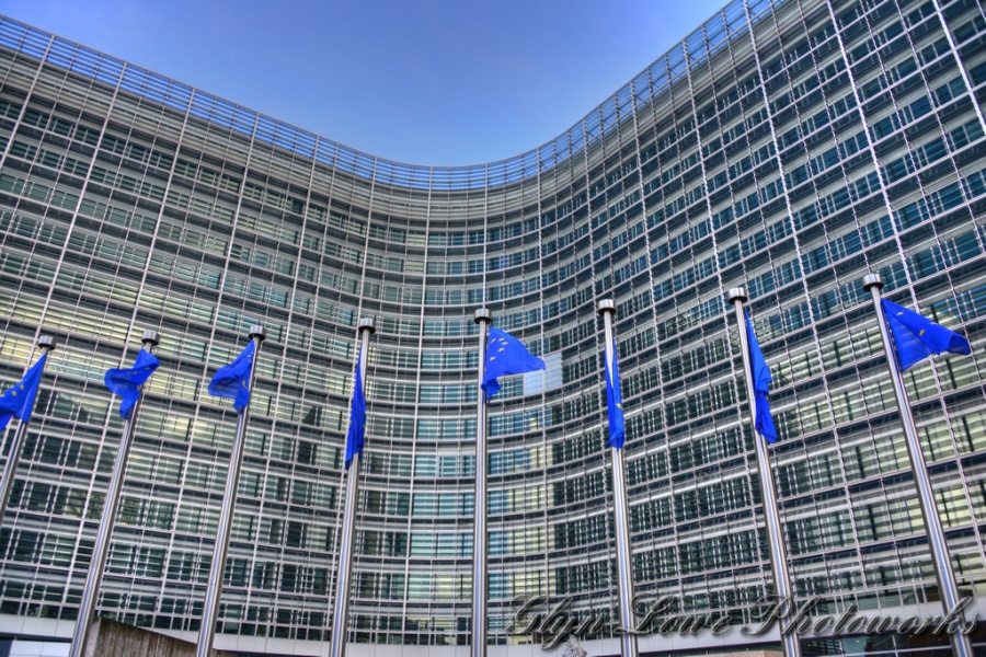 Αξιωματούχος ΕΕ: Συνεχίζονται οι συνομιλίες για την α' κατοικία - Στον αέρα το 1 δισ. ευρώ