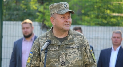 Ο αρχηγός στρατού της Ουκρανίας προειδοποιεί: Έτοιμη να χρησιμοποιήσει πυρηνικά η Ρωσία