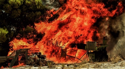 Καταστροφή στη Μαγνησία – Η φωτιά έκαψε και τον οινοποιητικό συνεταιρισμό «Δήμητρα»