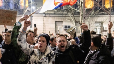 Μαίνεται η πολιτική κρίση στη Σερβία: Νέες διαδηλώσεις με αίτημα την επανάληψη των δημοτικών εκλογών στο Βελιγράδι