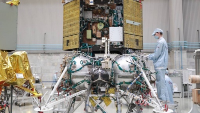 Ρωσία: Επιχειρεί να στείλει διαστημόπλοιο στην Σελήνη για πρώτη φορά από το 1976
