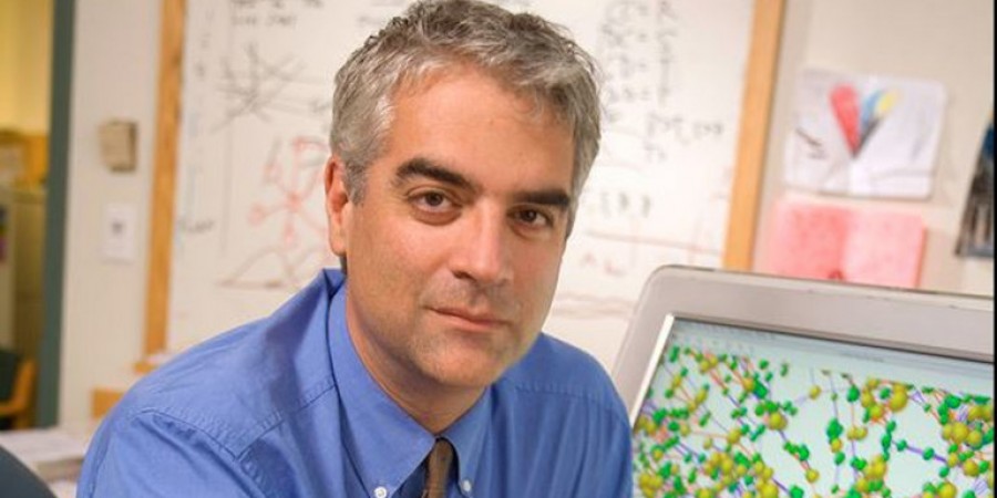 Έλληνας καθηγητής του Yale προβλέπει τον κόσμο μετά την πανδημία – Έκρηξη καταναλωτισμού, σεξουαλική απελευθέρωση, απομάκρυνση από τη θρησκεία