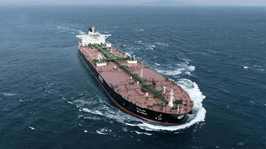 Γελοιοποίηση των ΗΠΑ - Ιρανικό «super tanker» πέρασε από το Hormuz με ανοιχτό πομπό… Δεν το ενόχλησε κανείς