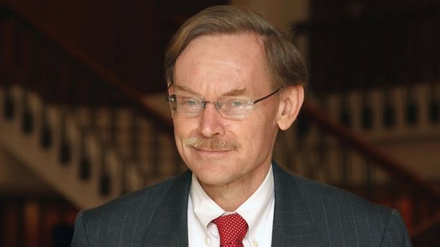 Robert Zoellick (πρώην επικεφαλής Παγκόσμιας Τράπεζας): Να δημευτούν τα ρωσικά περιουσιακά στοιχεία