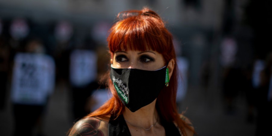 Ισπανία: Εκτοξεύθηκαν σε 1.690 τα νέα κρούσματα του κορωνοϊού σε 24 ώρες