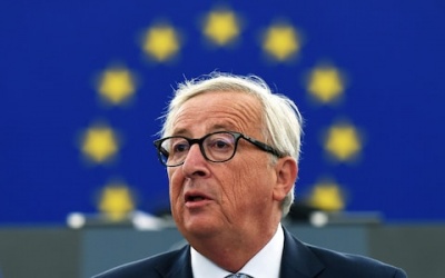 Μήνυμα Juncker στη May: Προετοιμαζόμαστε για ένα no deal με τη Μ. Βρετανία για το Brexit