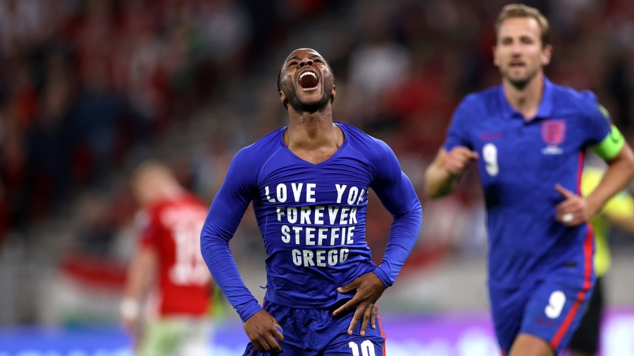 Ραχίμ Στέρλινγκ: Θύμα ρατσιστικής επίθεσης, ενώ αφιέρωνε το γκολ του σε μία φίλη του που «έφυγε» από την ζωή λόγω του κορονοϊού!