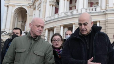 Συνάντηση Δένδια με τον Δήμαρχο της Οδησσού – Τι βρέθηκε στο επίκεντρο των συνομιλιών