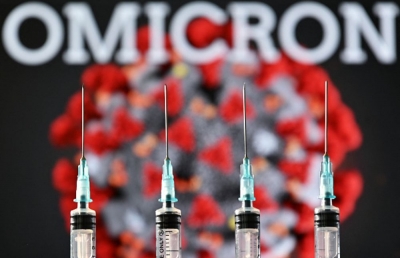 Μελέτη Harvard/MIT: Αναποτελεσματικά τα εμβόλια έναντι Omicron χωρίς γ' δόση