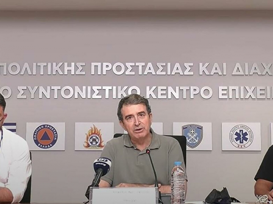 Χρυσοχοΐδης σε ΣΥΡΙΖΑ: Και πυροσβέστης και επιτελικός - Είμαι συνεχώς παρών