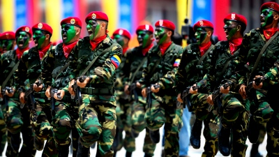 Ξαφνικά ανάφλεξη - Maduro: «Με 5 εκ. στρατιώτες θα τσακίσουμε τους πεζοναύτες του Trump» - H Βενεζουέλα επιστρέφει το τελεσίγραφο