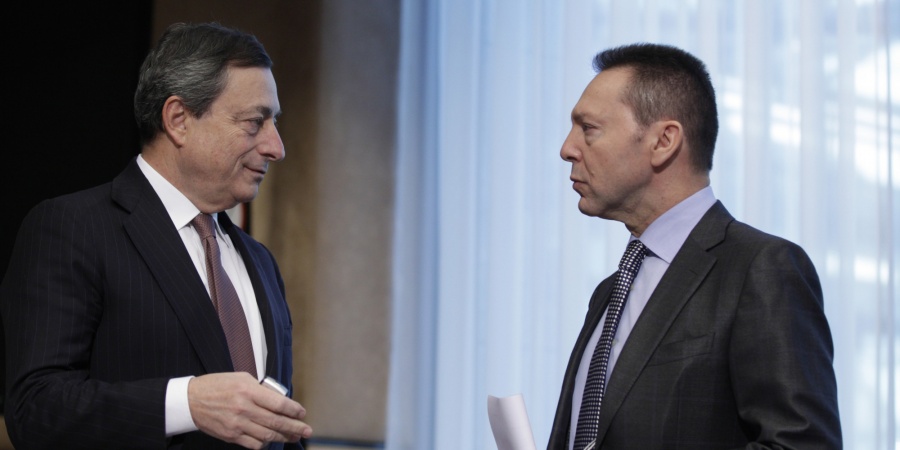 Την δυσαρέσκεια για τον Στουρνάρα εξέφρασε ο Τσίπρας στον Draghi - Στις 29/10 συνεδριάζει το Γενικό Συμβούλιο της ΤτΕ