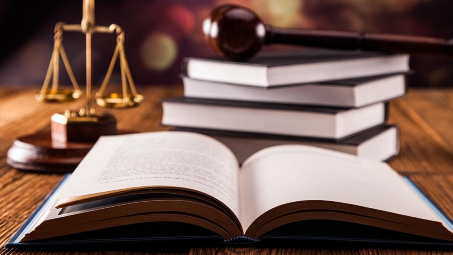 Την επαναλειτουργία των δικαστηρίων της Αττικής ζητούν οι δικηγόροι από 29/3 και παράταση δικαστικού έτους