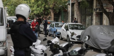 Εκκενώνεται υπό κατάληψη κτίριο στο Μεταξουργείο - Γυναίκα δήλωσε ότι νοσεί από κορωνοϊό
