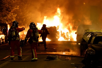 Με τον φόβο νέων άγριων ταραχών η Γαλλία – Επί ποδός 45.000 αστυνομικοί