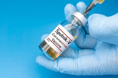 AstraZeneca: Μελετάμε τον συνδυασμό εμβολίων με το Sputnik V για τον κορωνοϊό