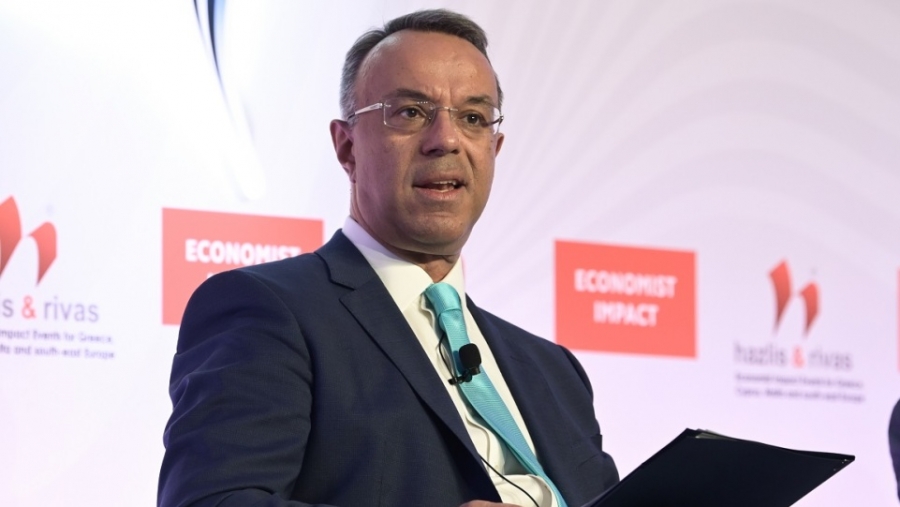 Σταϊκούρας: Άνω του 3,1% η ανάπτυξη για το 2022 - Τυχόν υπέρβαση στα φορολογικά έσοδα θα επιστραφεί στους πολίτες